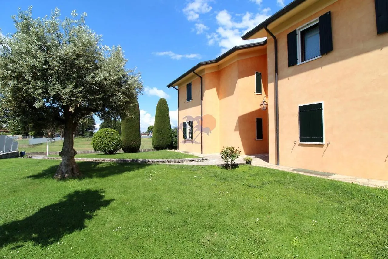Lugana Family Apartment Peschiera del Garda 0*,  Italië